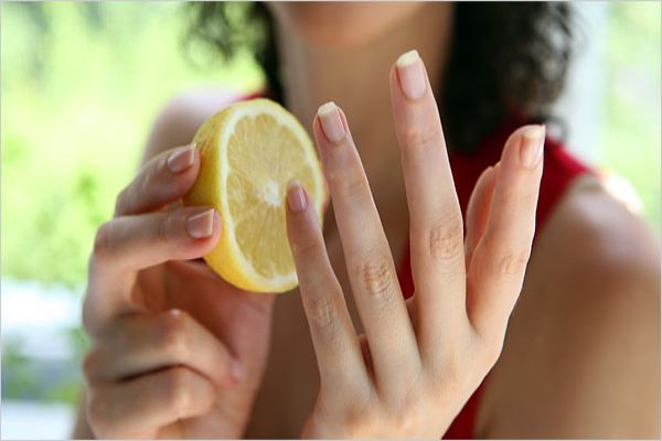Лимон для удаления желтизны ногтей