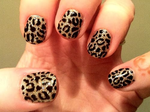 Леопардовый маникюр на коротких ногтях