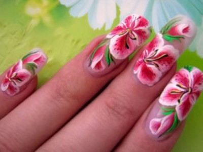 Какими красками рисуют на ногтях