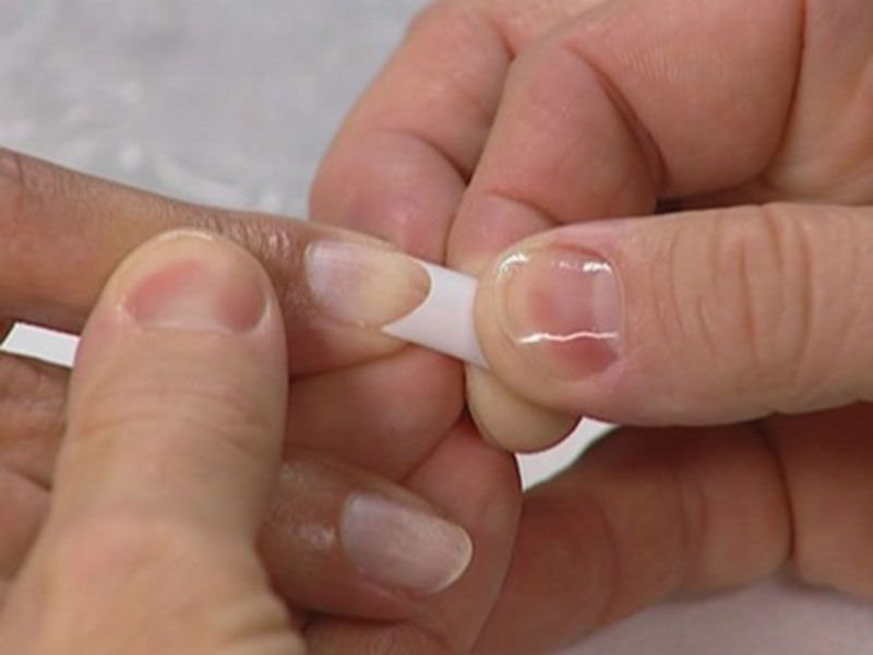 Как нарастить ногти по технологии клей-пудра без лампы