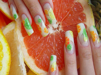 Летние нарощенные ногти фруктовый дизайн