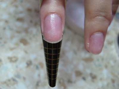 Техника наращивания ногтей гелем на формы