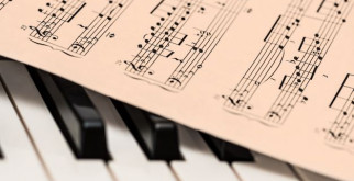 Необыкновенные ужи: загадочные существа водоемов