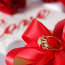 На день рождения святого Валентина можно подарить ювелирное украшение