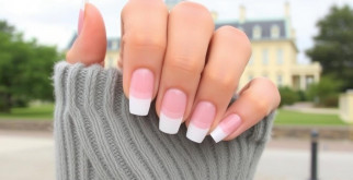 French Maniküre: Der zeitlose Klassiker, der nie aus der Mode kommt