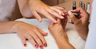 Что такое биогель для ногтей: описание и разновидности