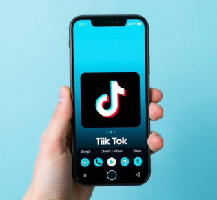 Как накрутка лайков в TikTok помогает увеличить популярность видео?