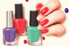 Die Geschichte des Nagellacks: Von früher bis heute — Ein glänzender Streifzug durch Kultur, Chemie und Mode