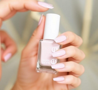 How to Make Your Manicure Last Longer: Insider Tricks, Step-by-Step Routines, and Real-Life Tips