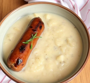 Колбаса в домашних условиях и манная каша: два простых удовольствия, которые стоит освоить