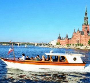 Экскурсии по Великому Новгороду на катере: город, который лучше всего смотреть с воды