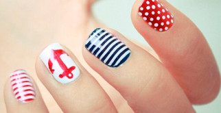Как выполнить маникюр в морском стиле дома