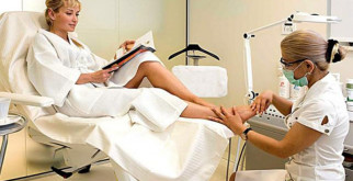 Быстрый и комплексный медицинский педикюр: что это такое